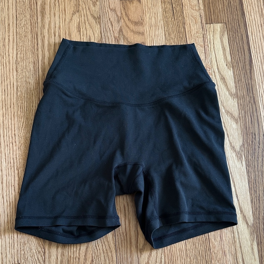 PARAGON Women's Sleek Black Bike Shorts